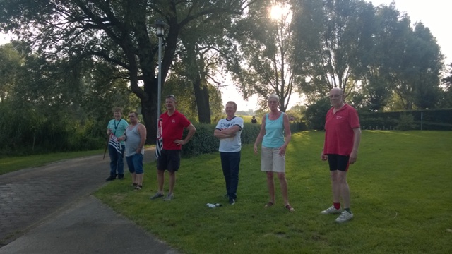 2014 Stadtlauf Fans am Vereinsheim