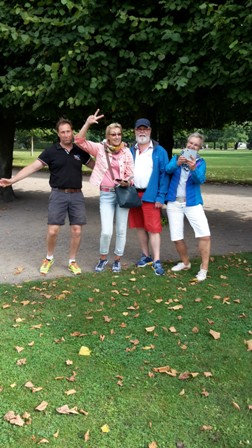 Uli, Silly, WDO u Gaby im Schlosspark Rosenberg