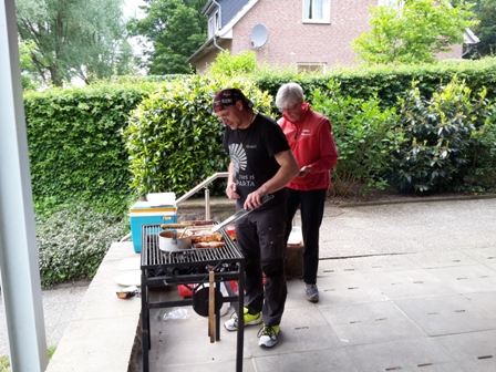 5 Gunnar ist ein guter Grillmeister