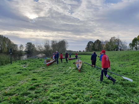 2019 Abrudern Boote am Fluss